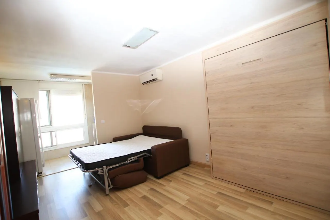 Apartment Estudio En La Pineda, A Dos Pasos De Port Aventura