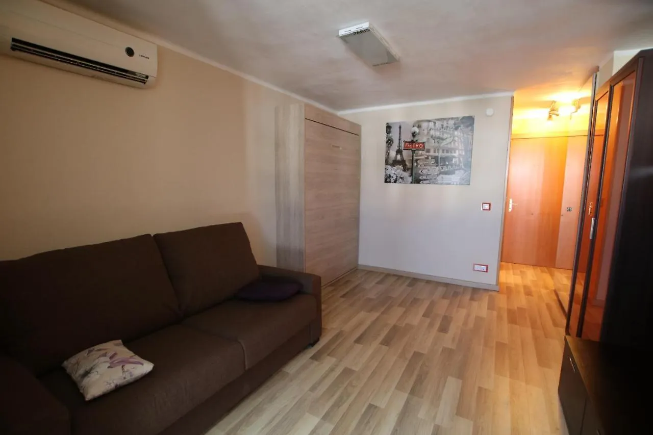 Estudio En La Pineda, A Dos Pasos De Port Aventura 0*,